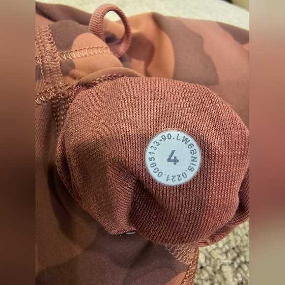 Lululemon Wunder Train High-Rise Crop 23"Heritage 365 Camo Brier Rose Multi, 4 - Picture 11 of 11